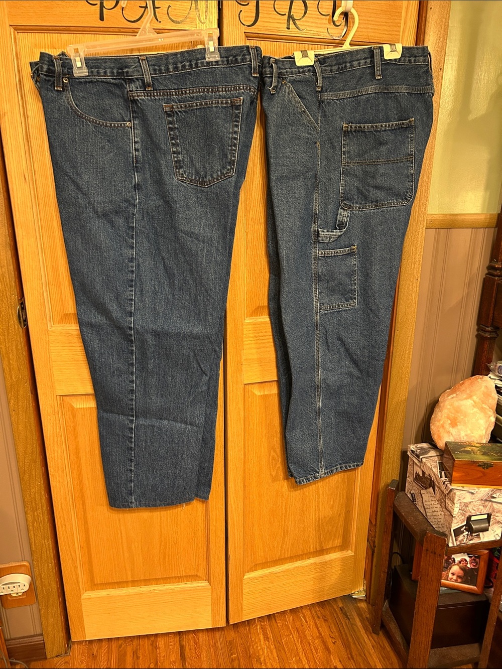 Classic Men's Dark Blue Denim Jeans - Casual Workwear